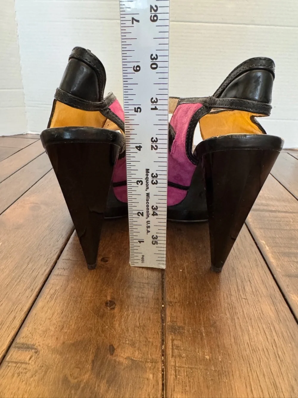 MICHAEL KORS Purple Suede Black Patent Leather Cut-Out Pumps Sz 6.5